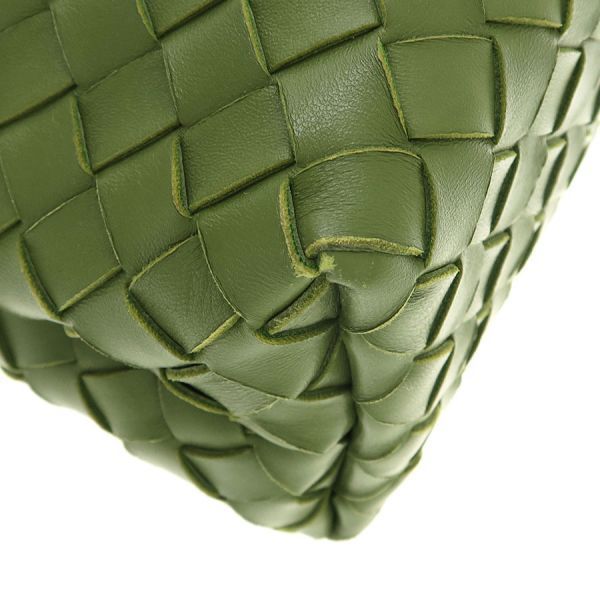 Bottega Veneta Small Andiamo Messenger Bag — view 4