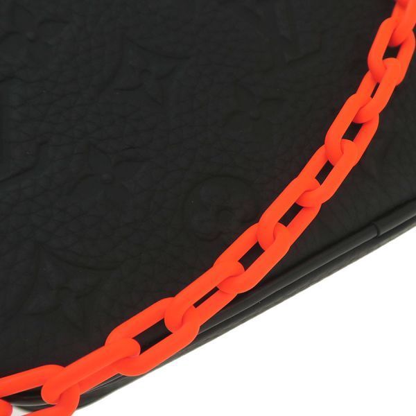 Louis Vuitton Taurillon Pochette Volga Pouch — view 5