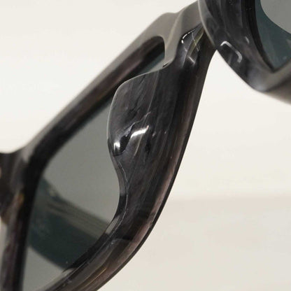 Louis Vuitton Sunglasses LV Glide Square Gray Navy Eyewear — view 7