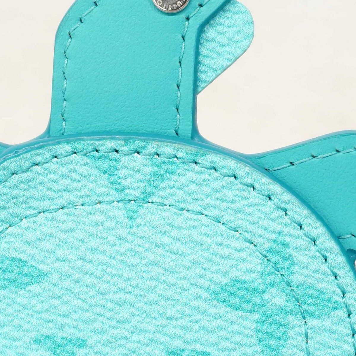 Louis Vuitton Key Holder Charm LV Turtle Turquoise — view 8