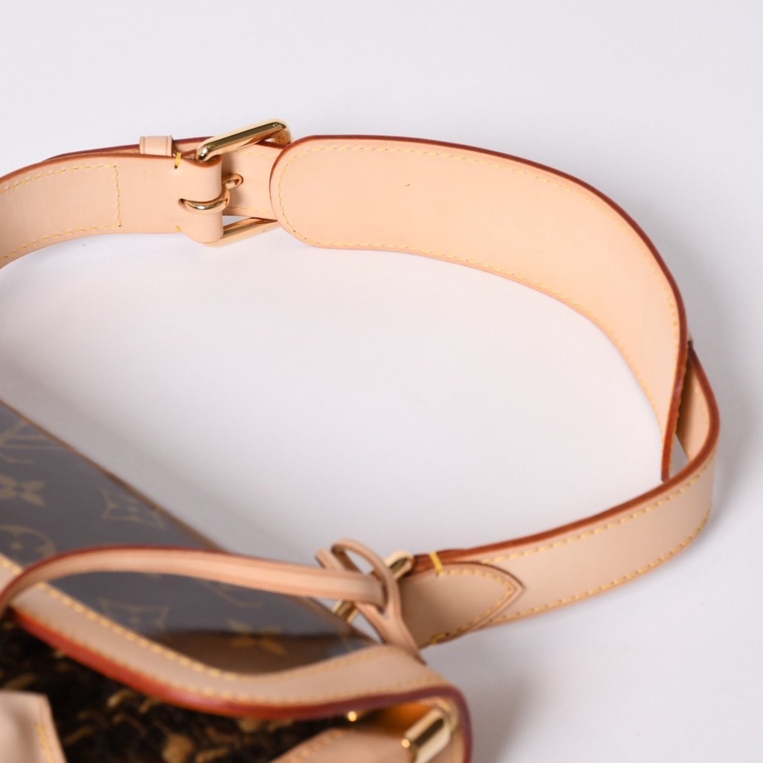 Louis Vuitton Monogram Tweedy Shoulder Bag World Limited Pieces Brown Gold — view 6