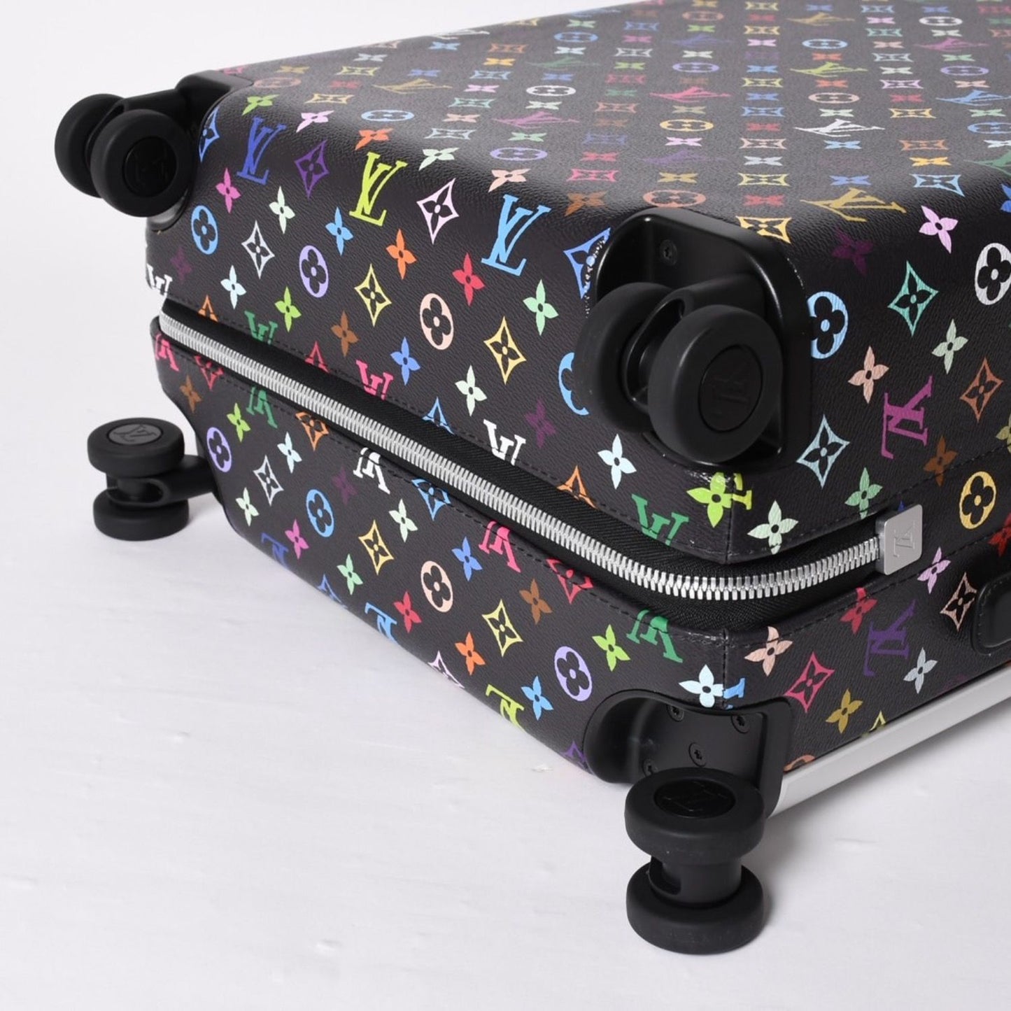 Louis Vuitton Horizon 55 Suitcase Monogram Multicolor LV Takashi Murakami — view 8