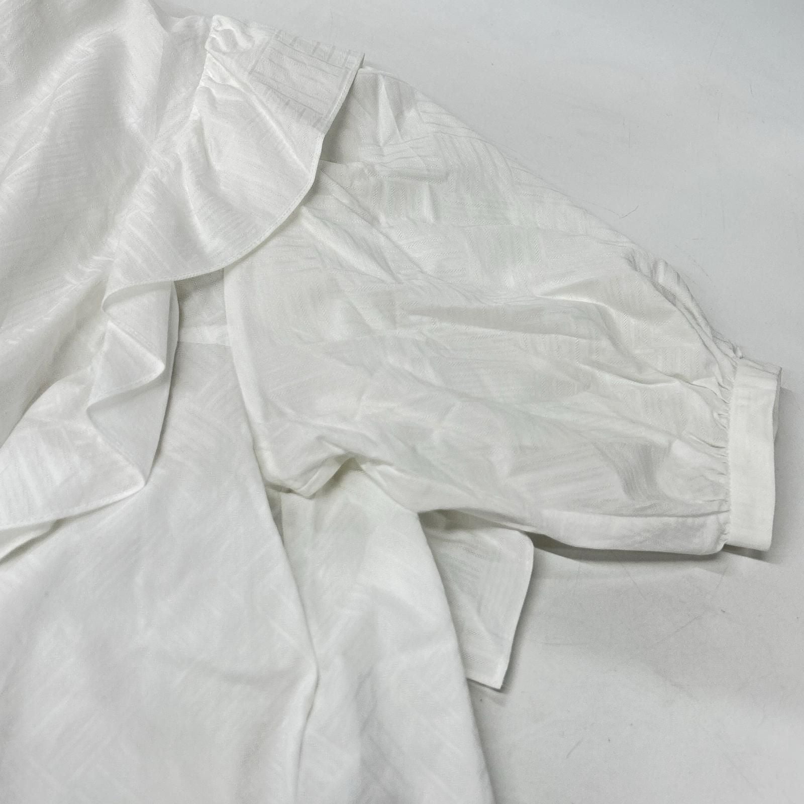 Chanel Chain CC Logo Button Ruffle Half Sleeve Blouse 36 — view 5