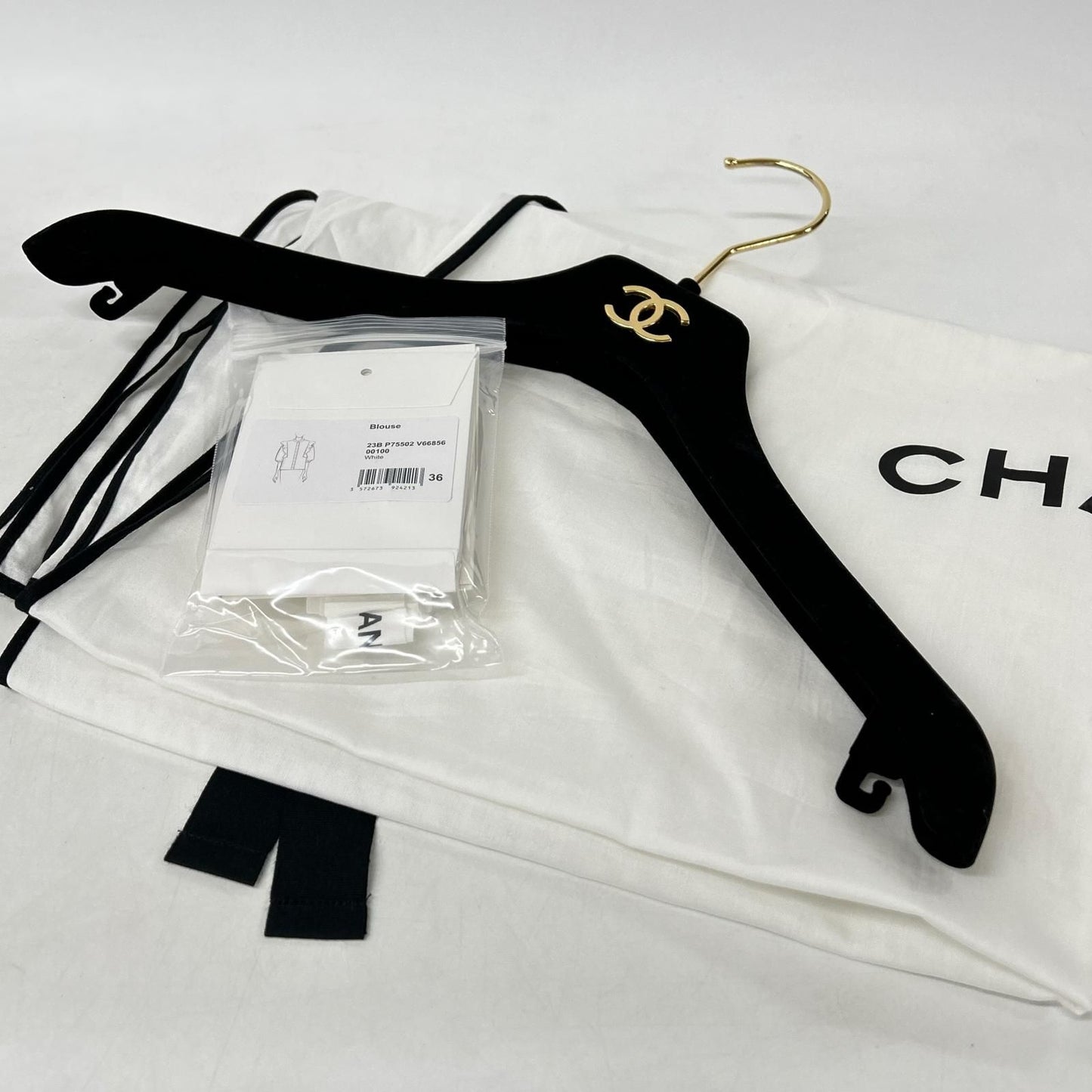 Chanel Chain CC Logo Button Ruffle Half Sleeve Blouse 36 — view 8