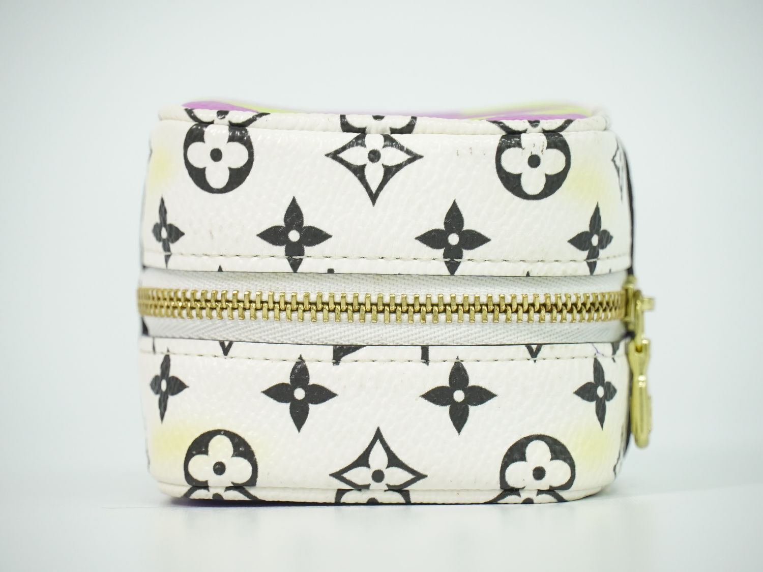 Louis Vuitton LV Porte-Monnaie Cube Monogram Giant Pouch White Purple — view 5
