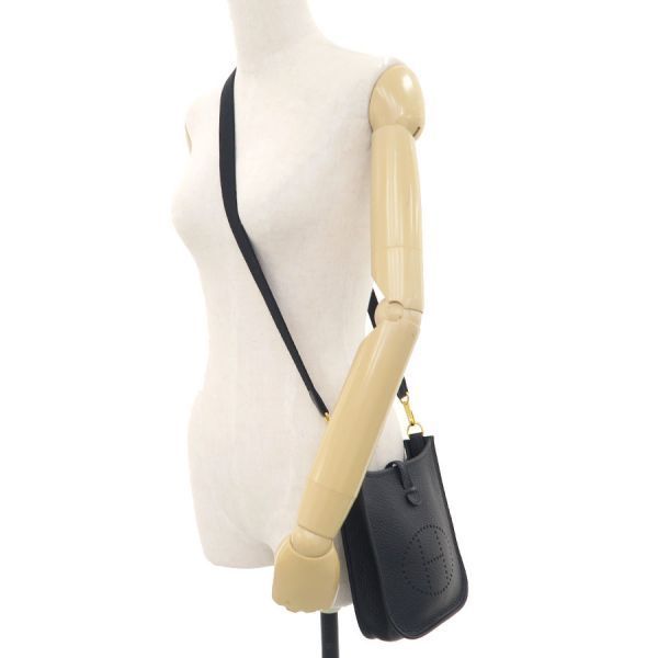 Hermes Evelyne Tpn Handbag — view 9