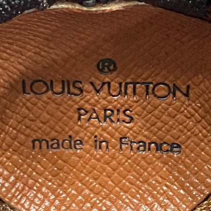 Louis Vuitton Monogram Pouch Canvas — view 4