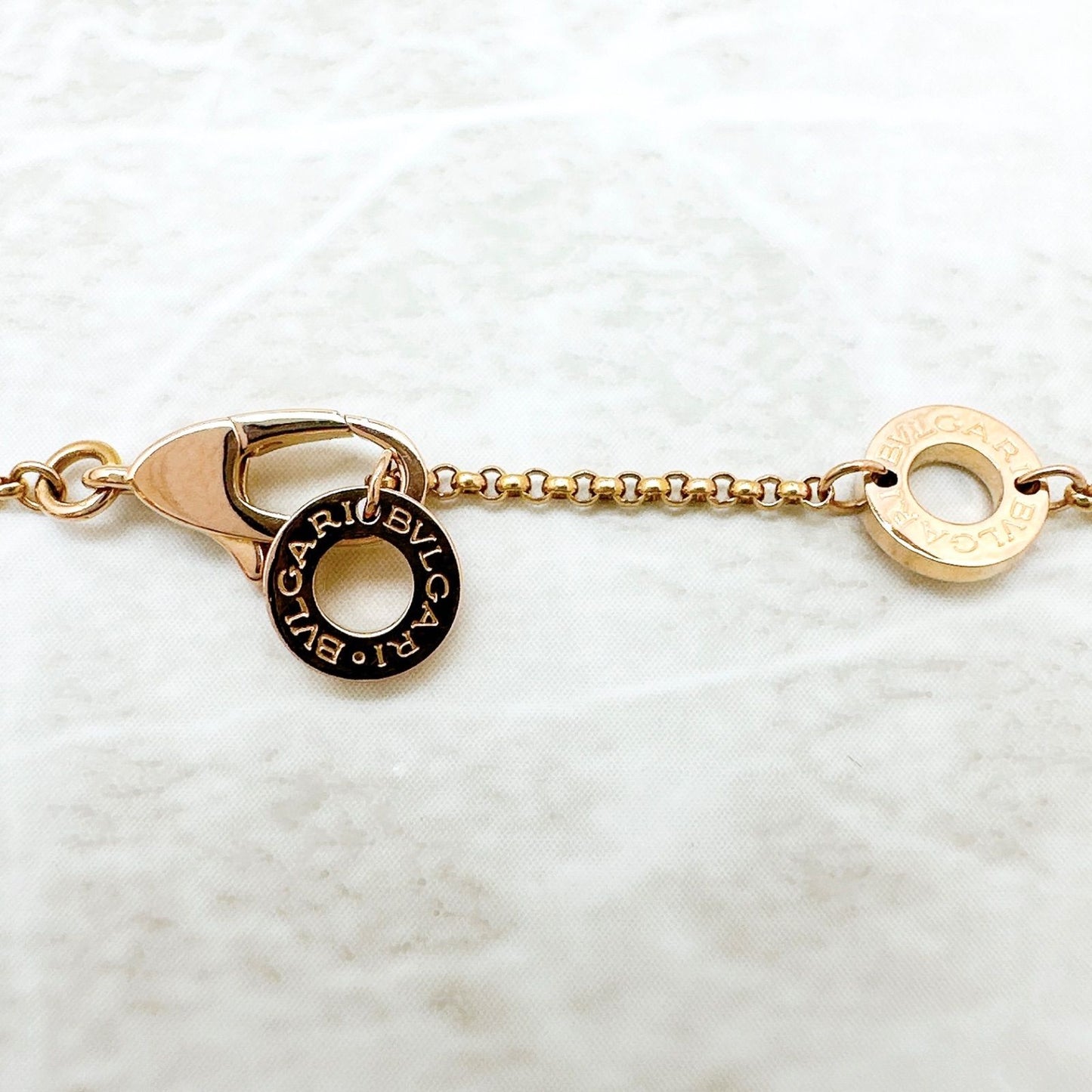Bvlgari Shell Pink Gold Necklace 44 cm — view 4