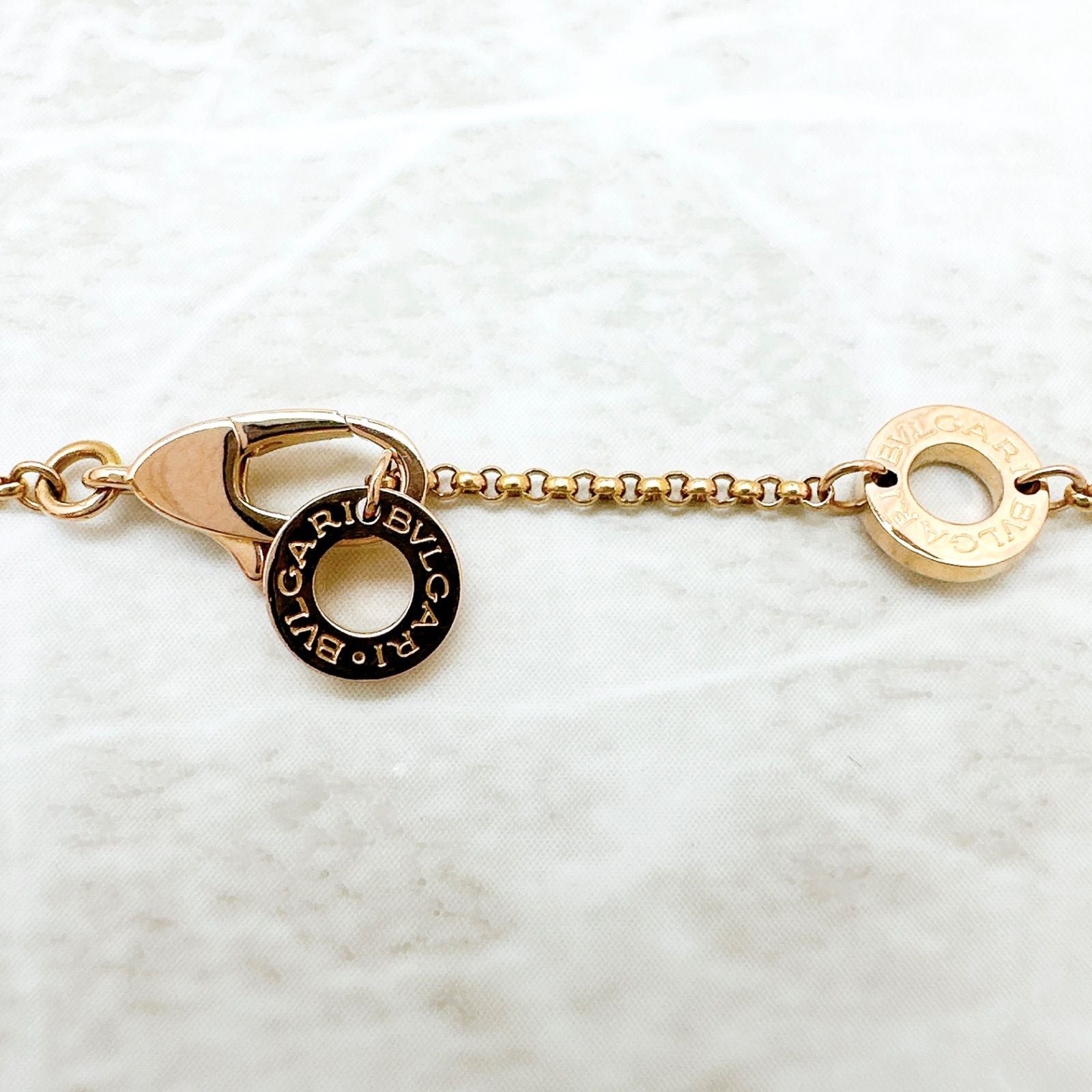 Bvlgari Shell Pink Gold Necklace 44 cm — view 4