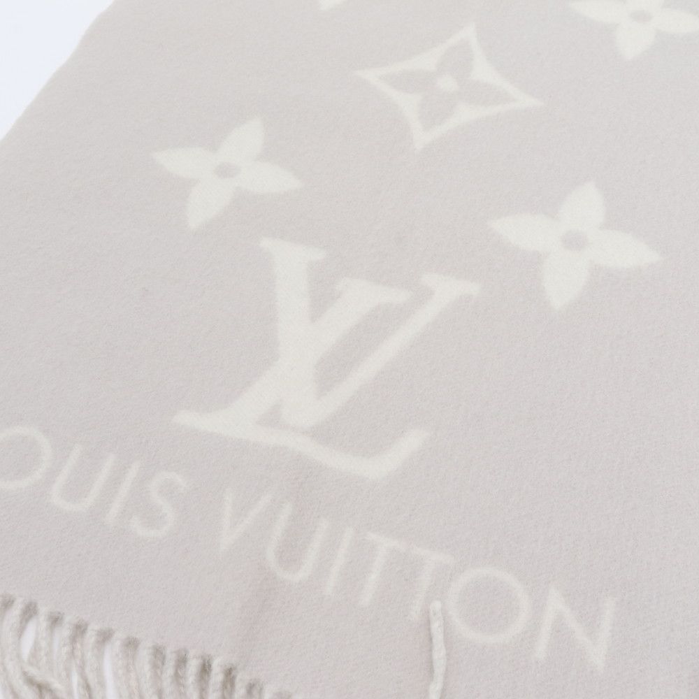 Louis Vuitton Tagged Monogram Scarf Reykjavik Cashmere 100% Shawl Large Gray Ree — view 3