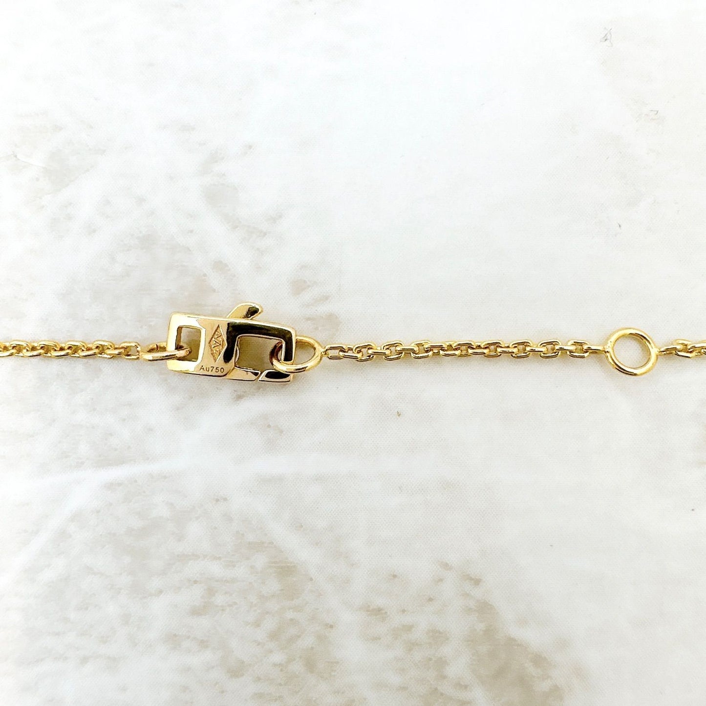 Louis Vuitton Pendentif Idyll Blossom Diamond Yellow Gold Necklace Cm — view 4