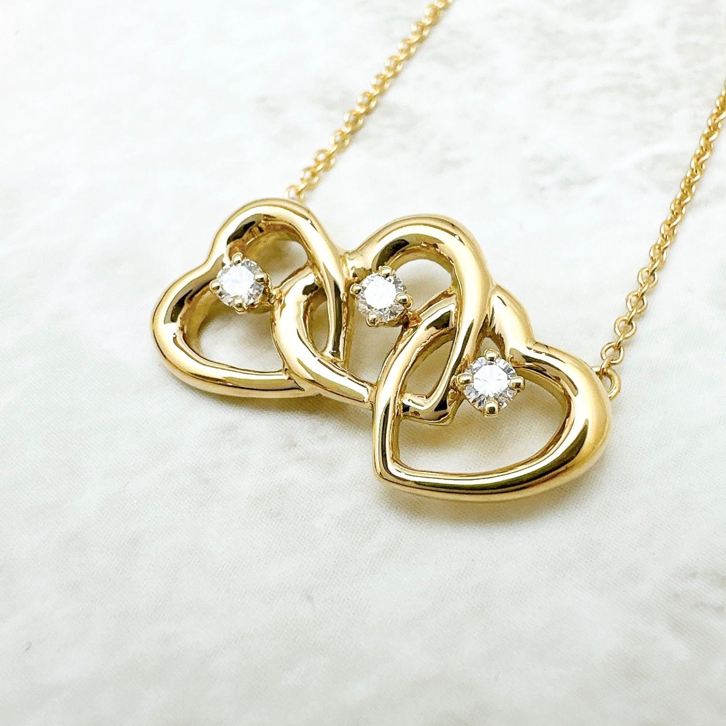Tiffany & Co Triple Heart Diamond Yellow Gold Necklace 42.5 cm — view 3