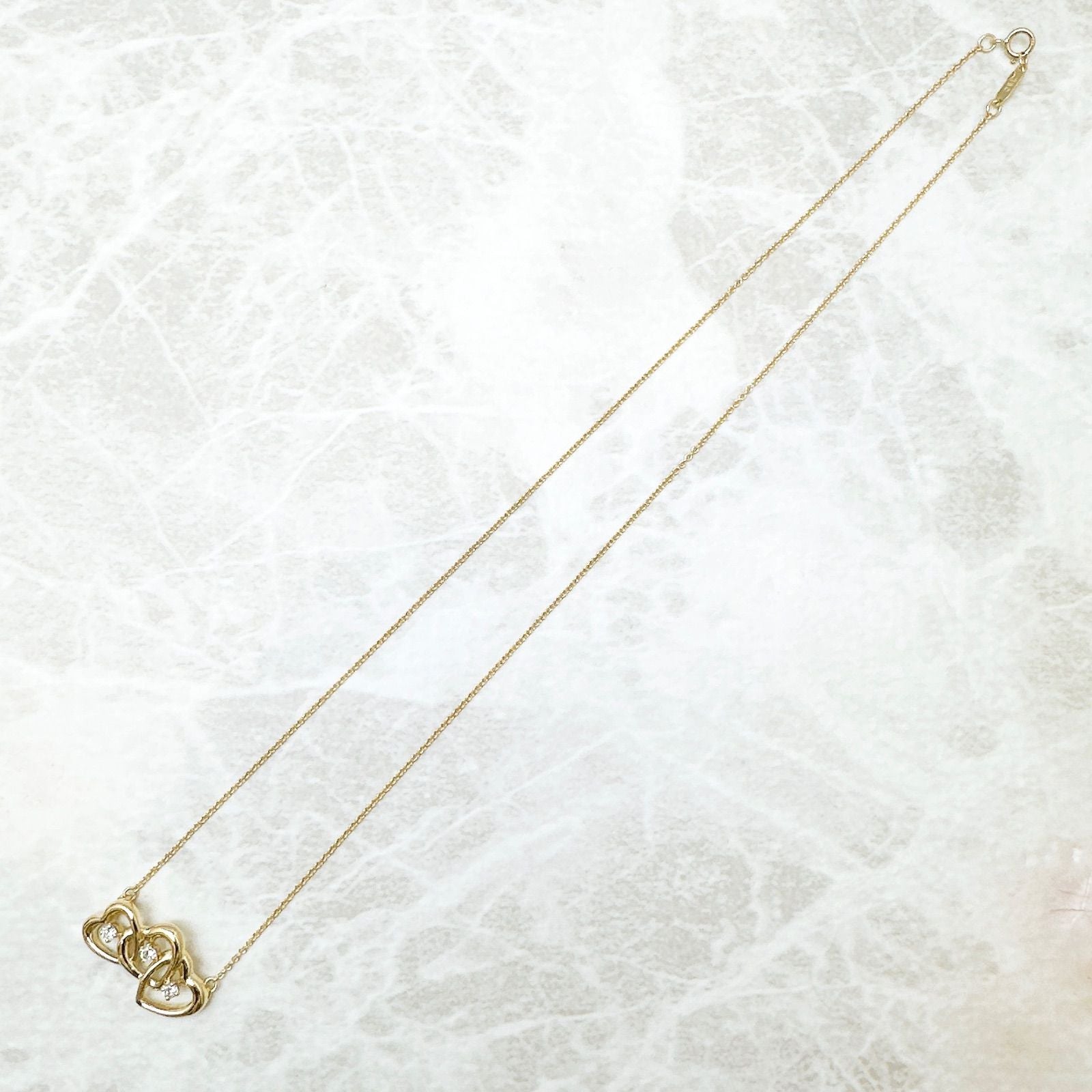 Tiffany & Co Triple Heart Diamond Yellow Gold Necklace 42.5 cm — view 2