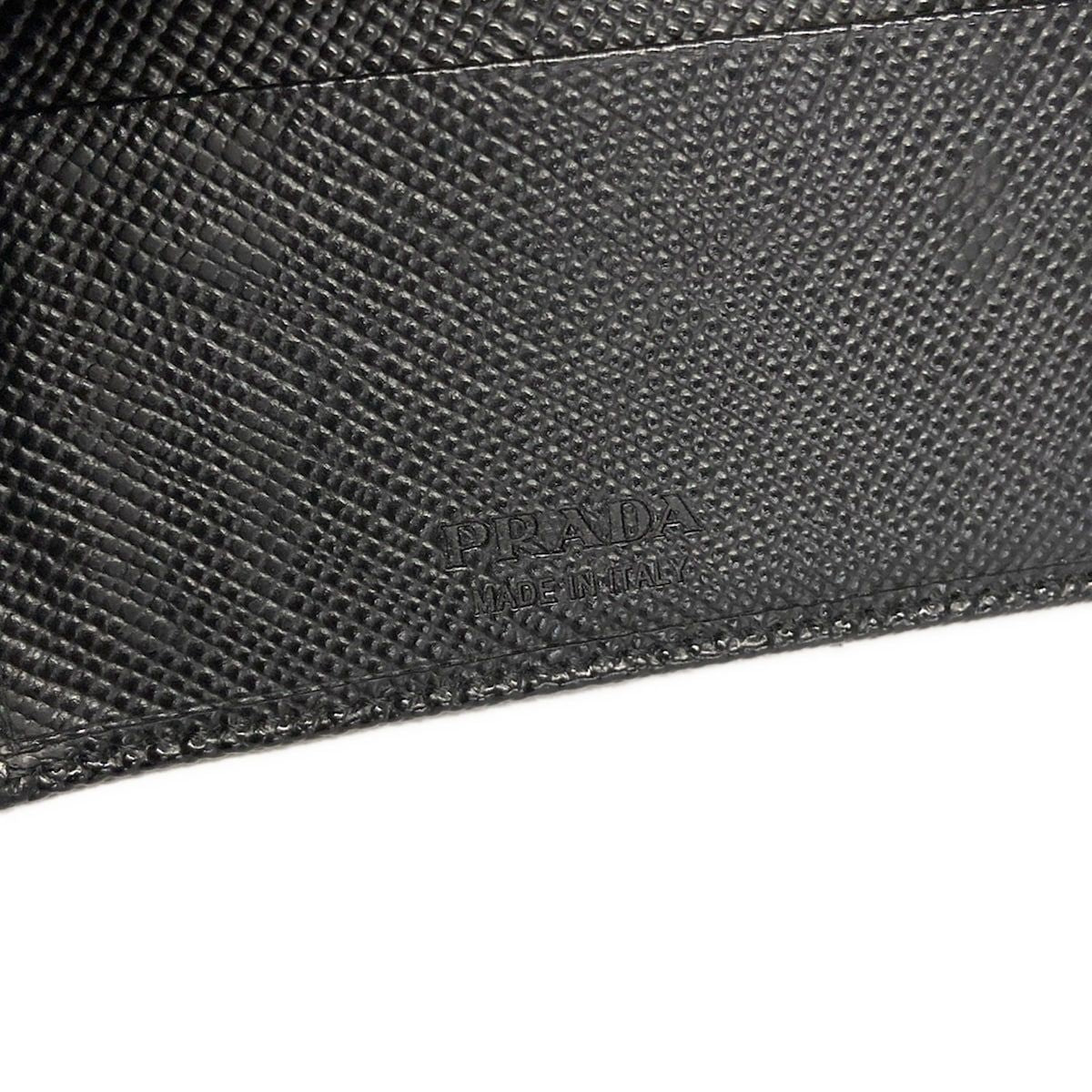 Prada Bifold Wallet Black Leather — view 5