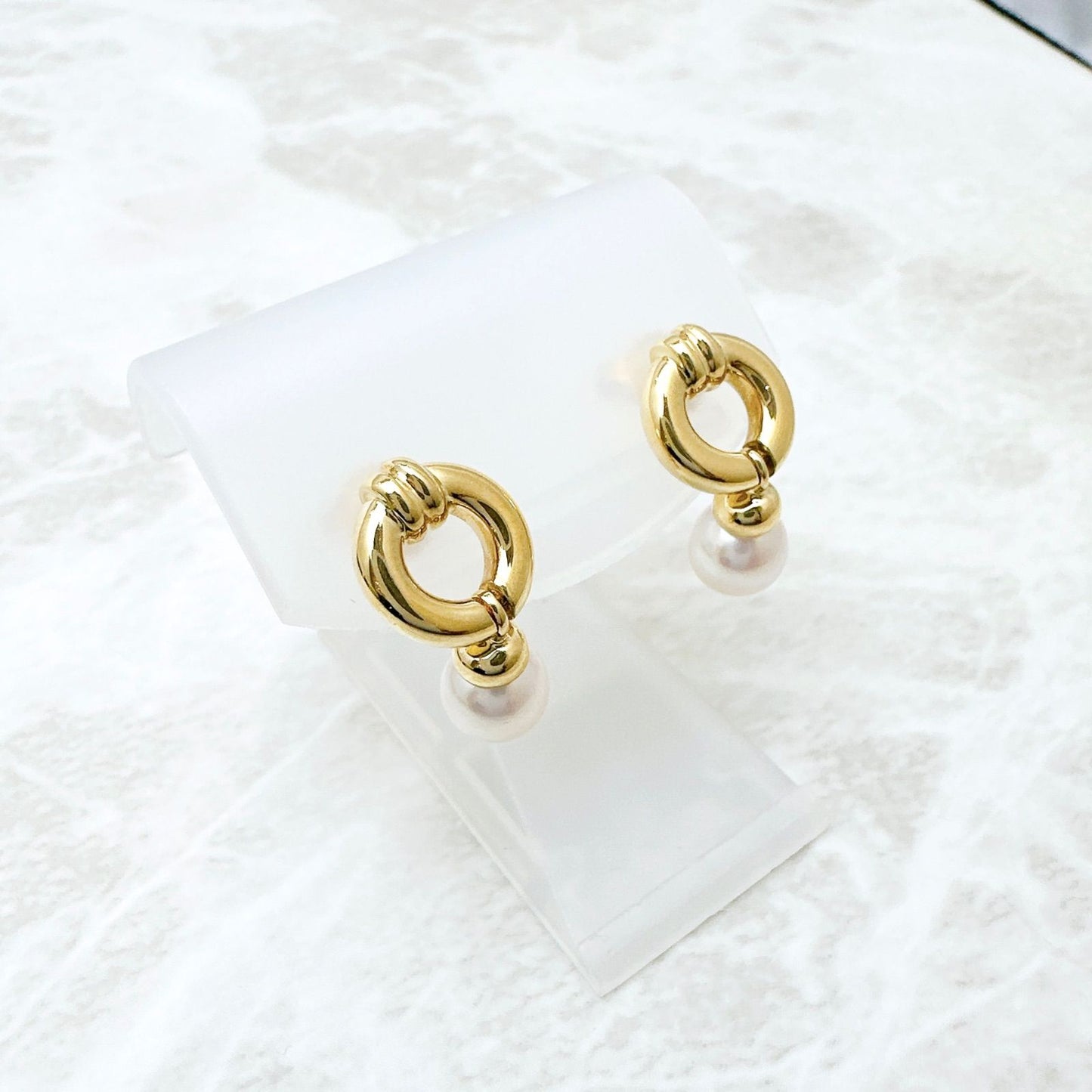 Tiffany & Co Door Knock Pearl Yellow Gold Earrings — view 2