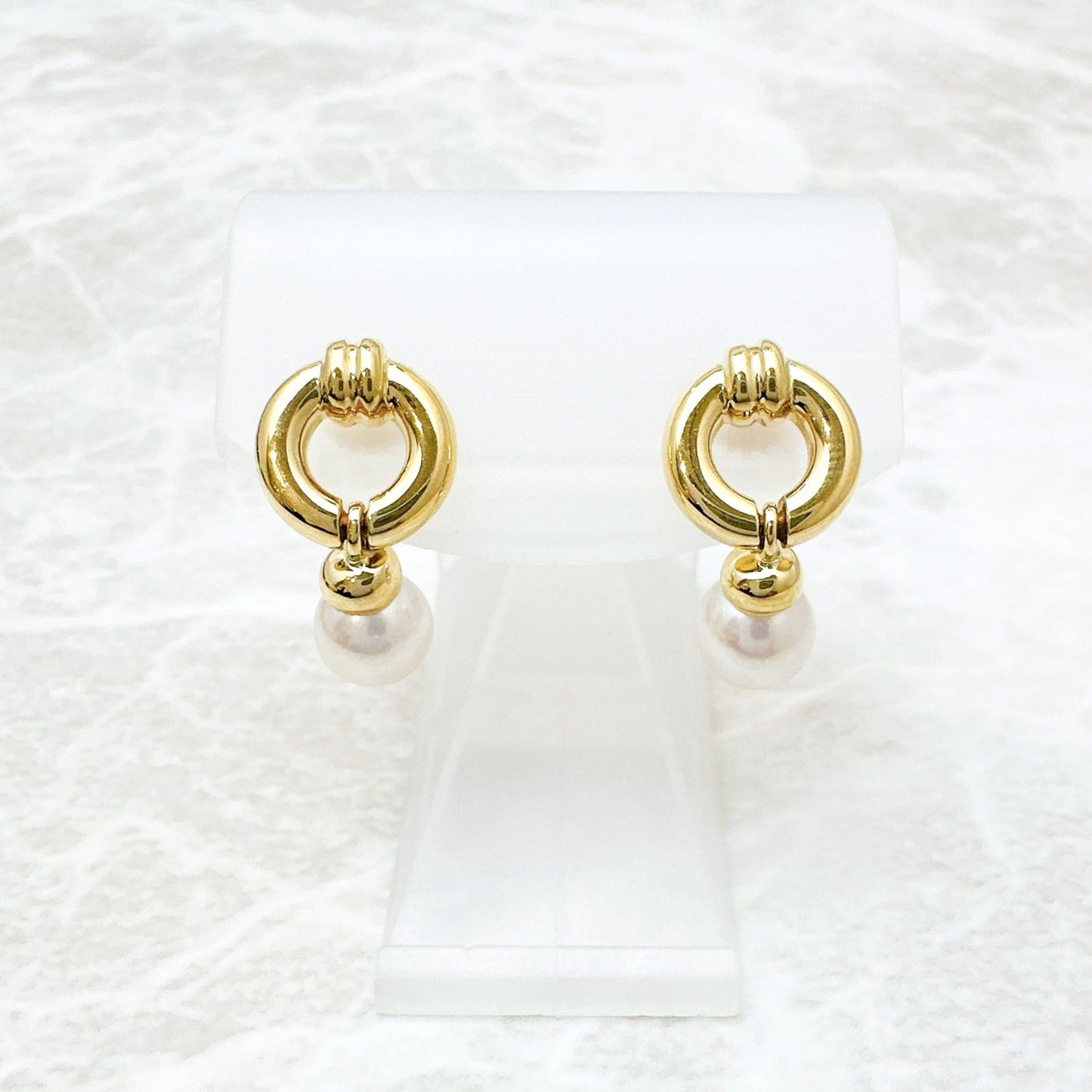 Tiffany & Co Door Knock Pearl Yellow Gold Earrings — view 3