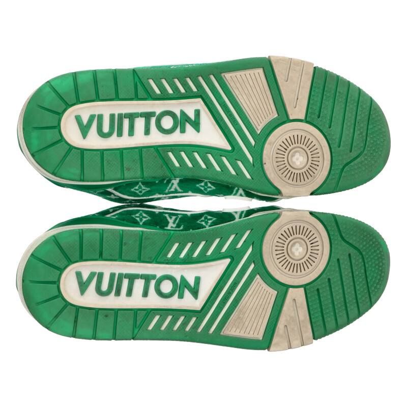 Louis Vuitton LV Trainer Line Monogram Low Cut Sneakers — view 3