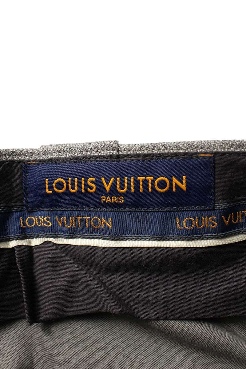 Louis Vuitton Nj7 Graffiti Shorts 36 — view 3