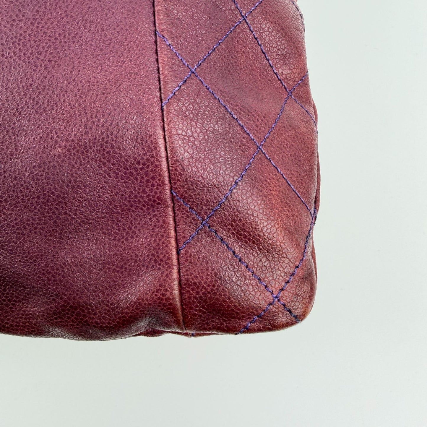 Chanel CC Logo Chain Shoulder Bag Tote Red Caviar Leather Vintage — view 8