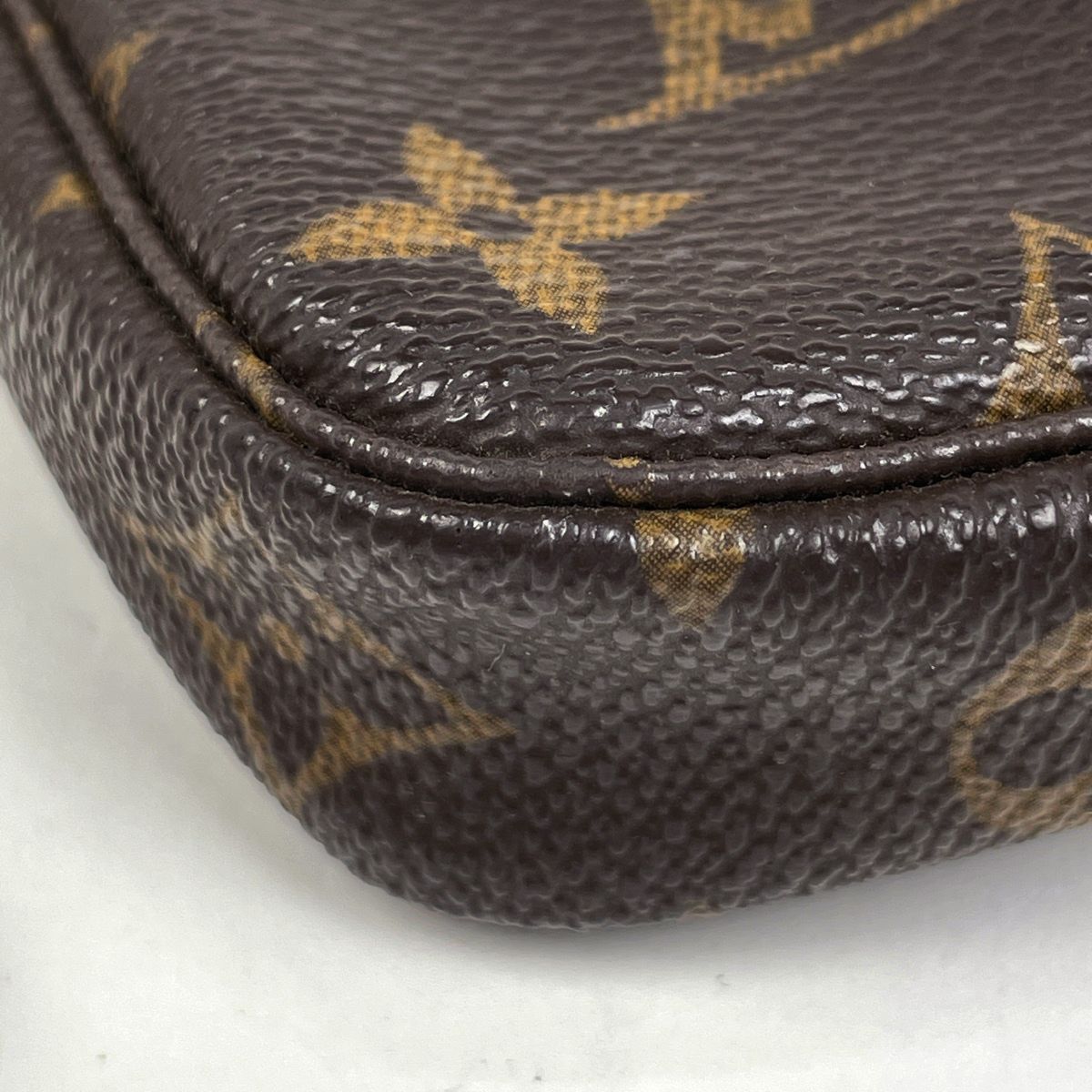 Louis Vuitton Mini Pochette Makeup Cosmetics Pouch Monogram Brown — view 3