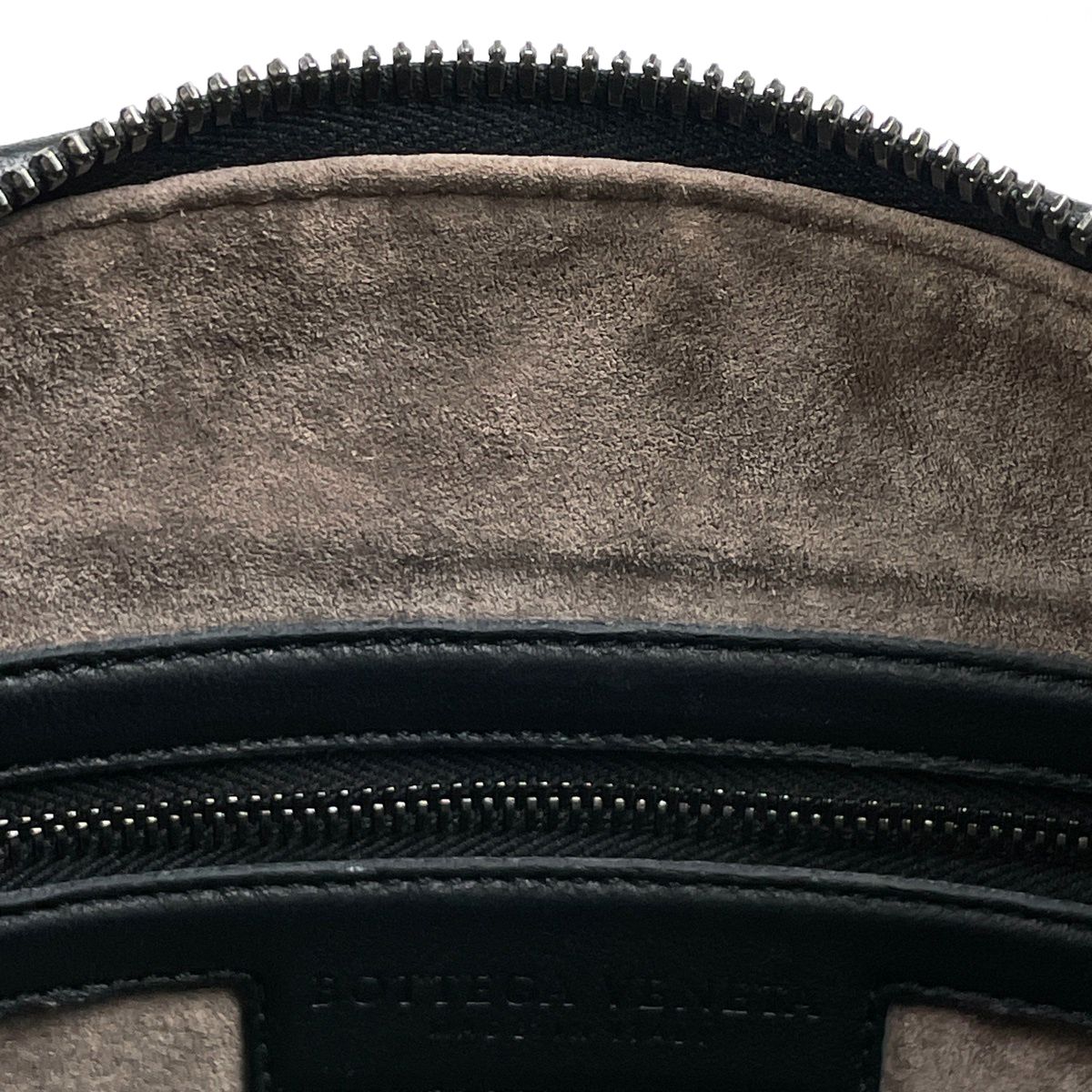 Bottega Veneta Intrecciato Nodini Shoulder Bag Leather Black — view 6