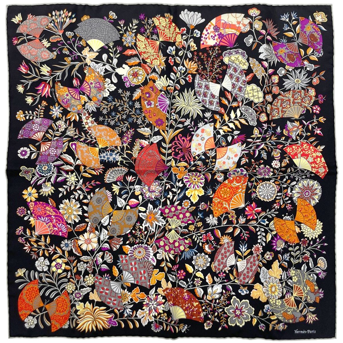 Hermes Petit Carre Fleurs ET Papillons de Tissus Gavroche Flower Blooming