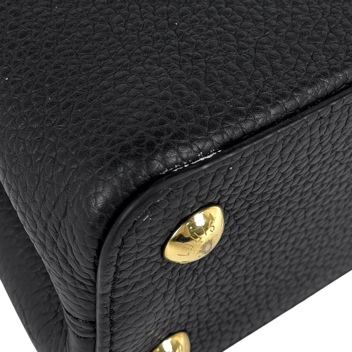 Louis Vuitton Capucines BB 2-Way Handbag Taurillon Black — view 6