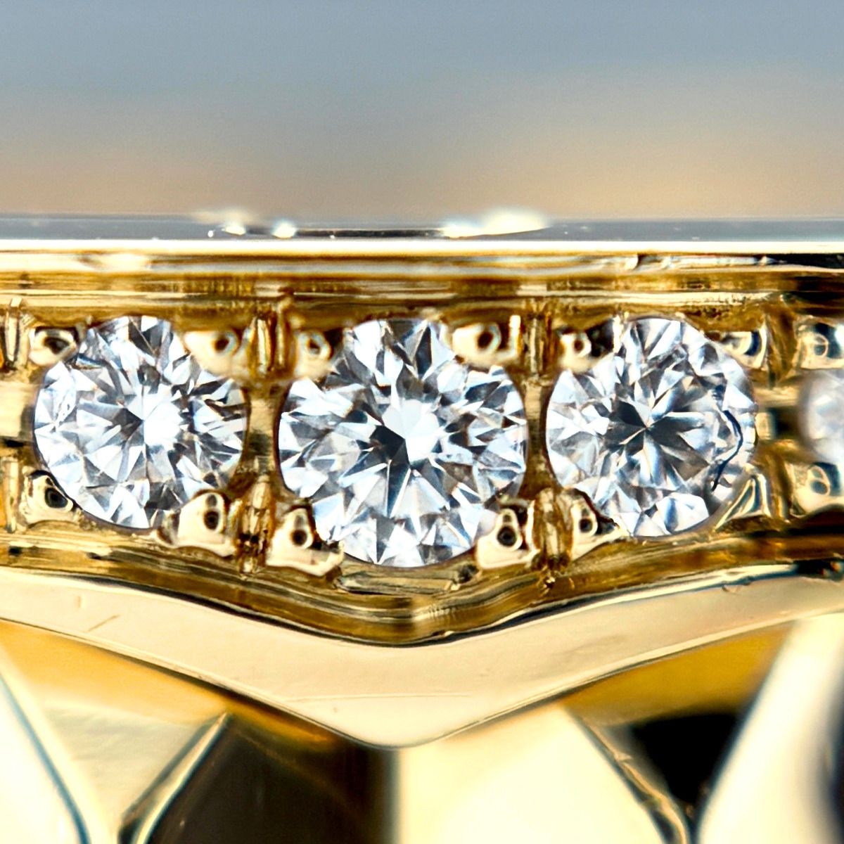 Bvlgari B-zero One Lock Band Ring YG Yellow Gold Pave Diamond Studs — view 2