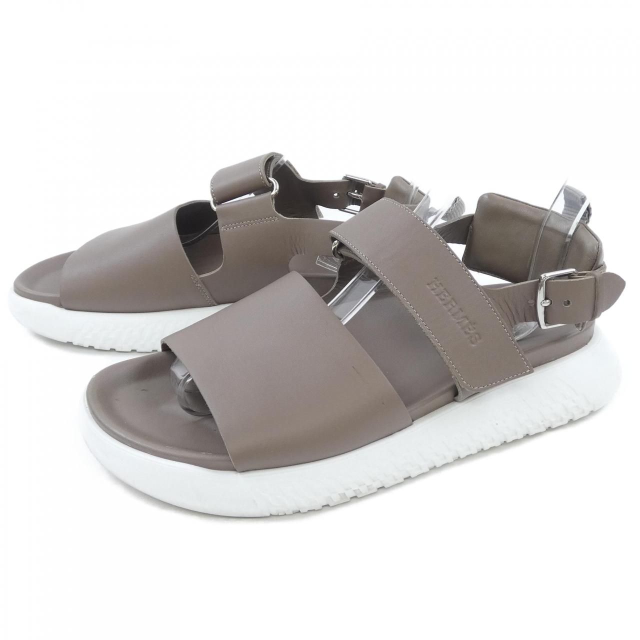 Hermes Aquiper Sandals Brown — view 3