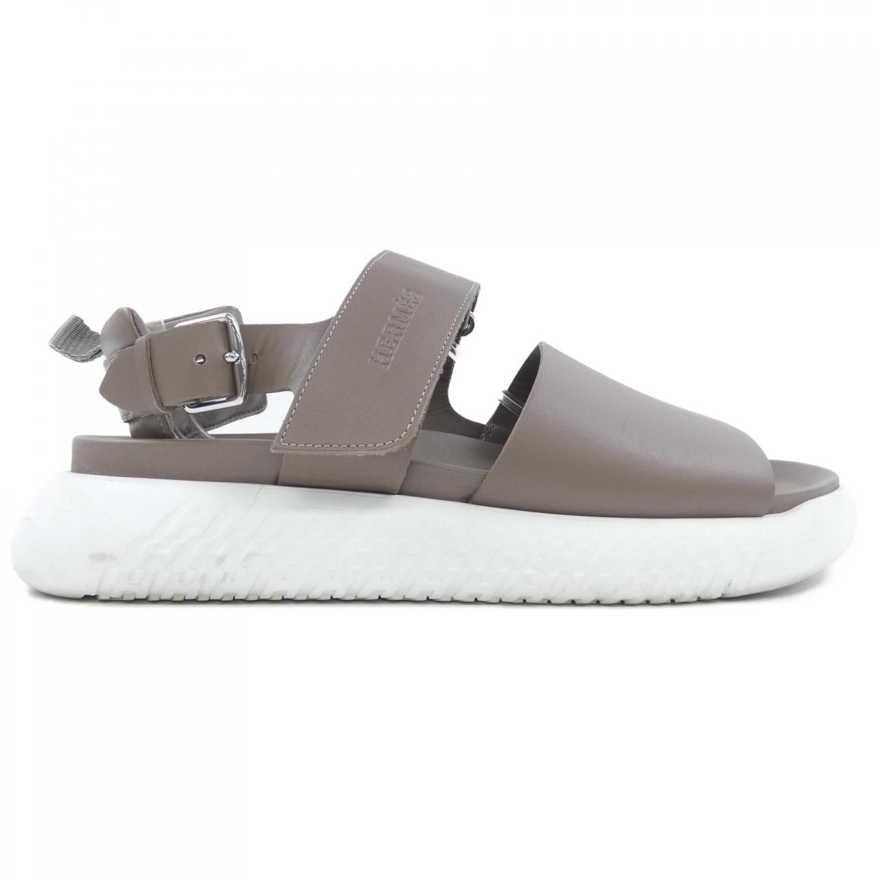 Hermes Aquiper Sandals Brown