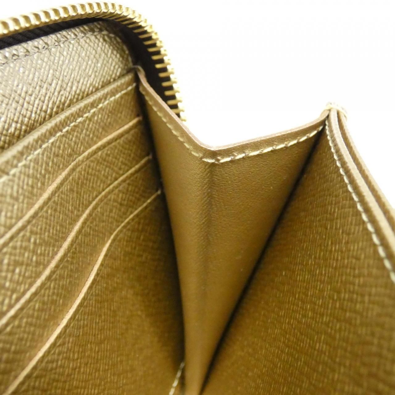 Louis Vuitton Monogram Zippy Wallet — view 5