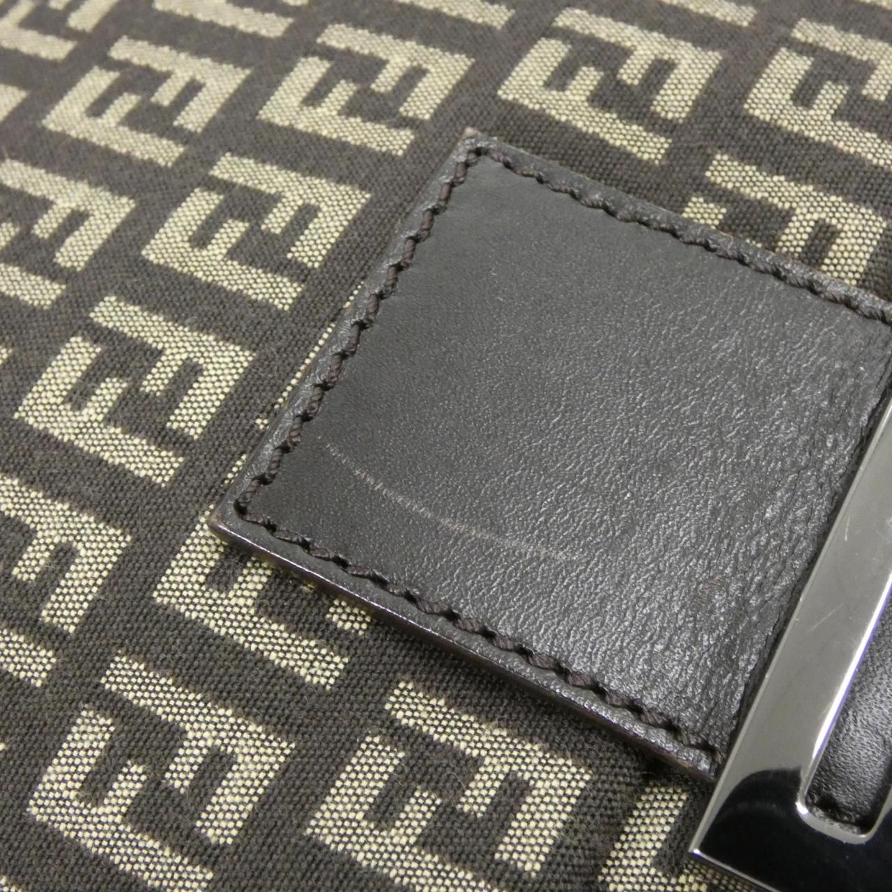Fendi Vintage Mamma Baguette Jq4 Shoulder Bag — view 5