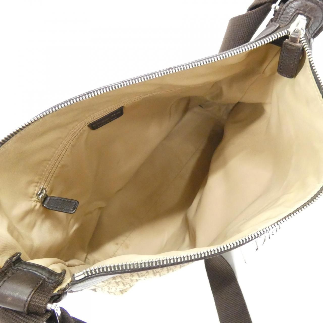 Dior Vintage Shoulder Bag — view 8
