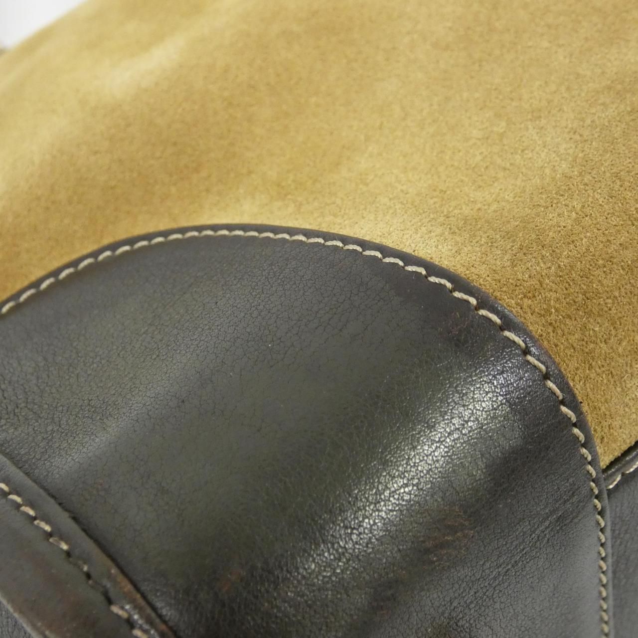 Loewe Vintage Amazona Bag — view 4