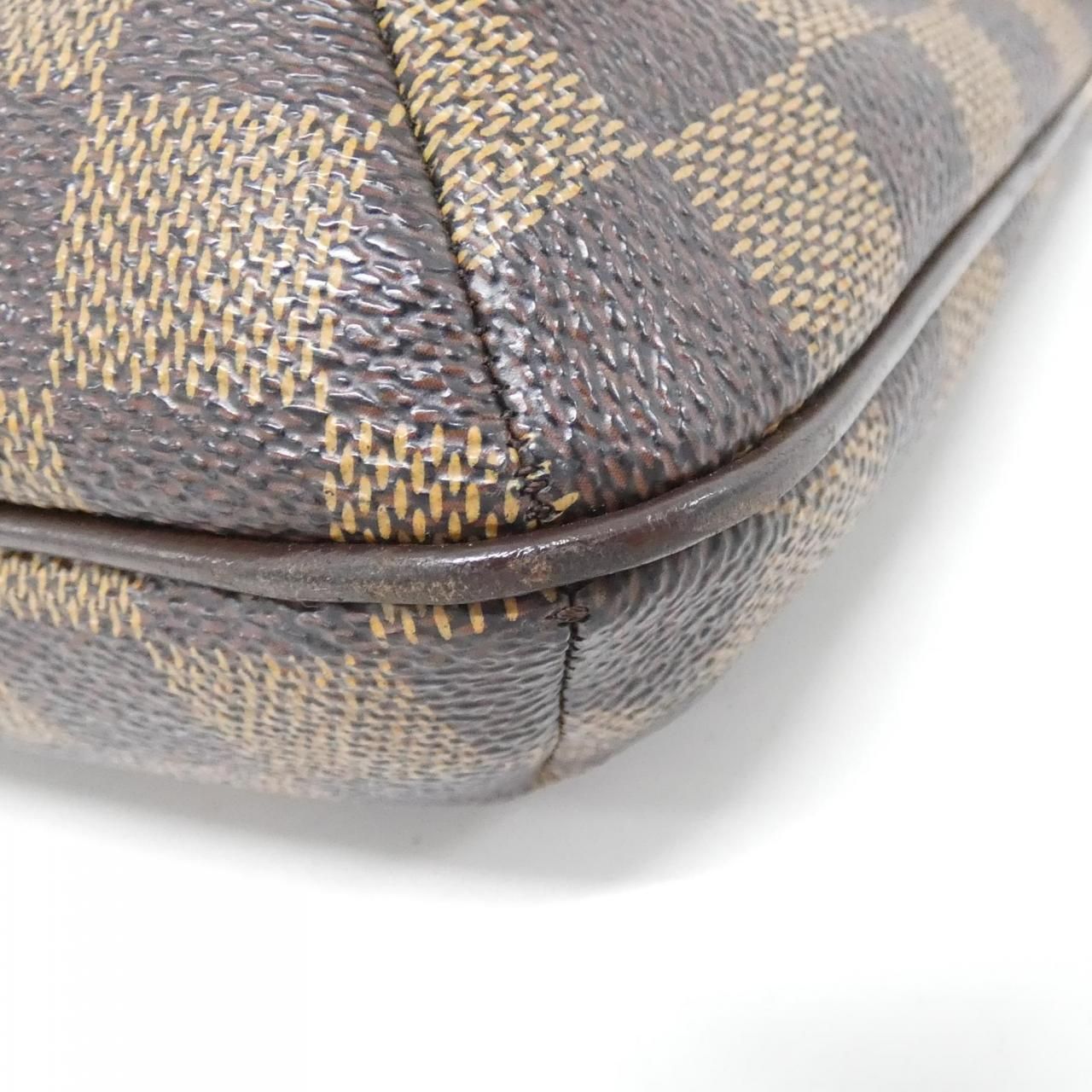 Louis Vuitton Damier Musette Tango Shoulder Bag — view 3