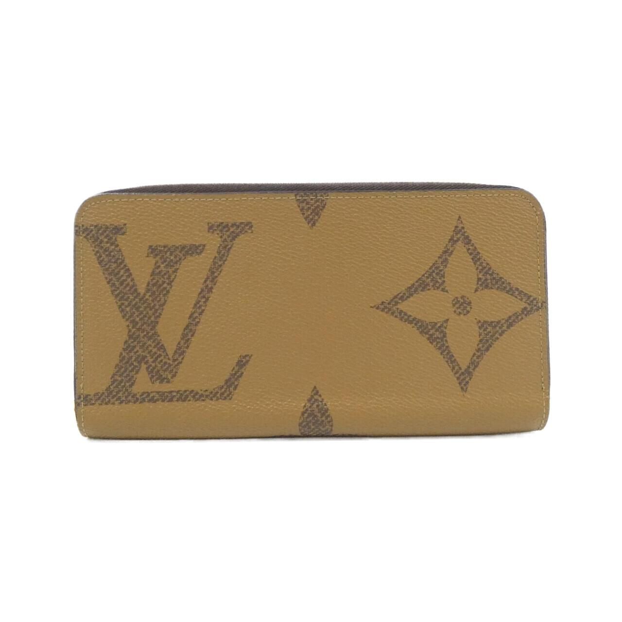 Louis Vuitton Monogram Giant Zippy Wallet