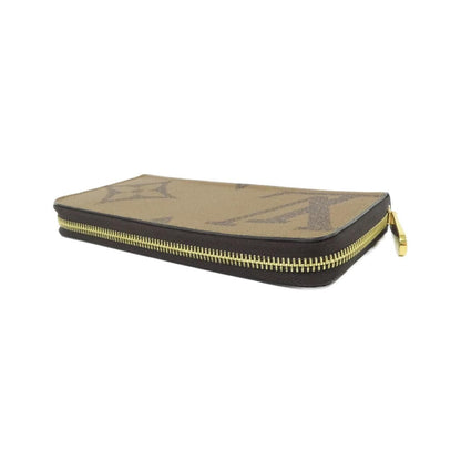 Louis Vuitton Monogram Giant Zippy Wallet — view 3