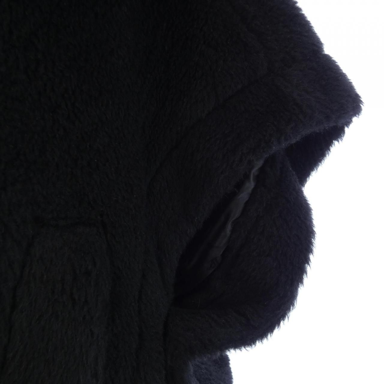 Max Mara Teddy Bear Cape — view 6