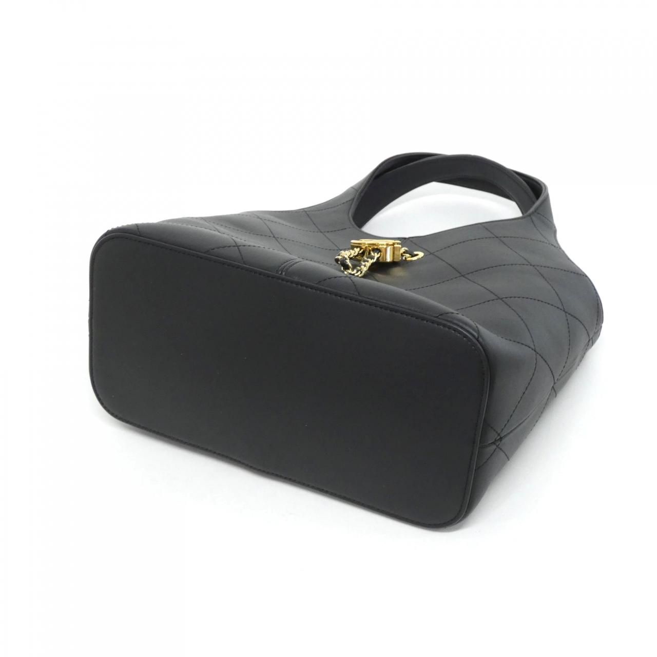 Chanel Bag Handbag Black — view 3