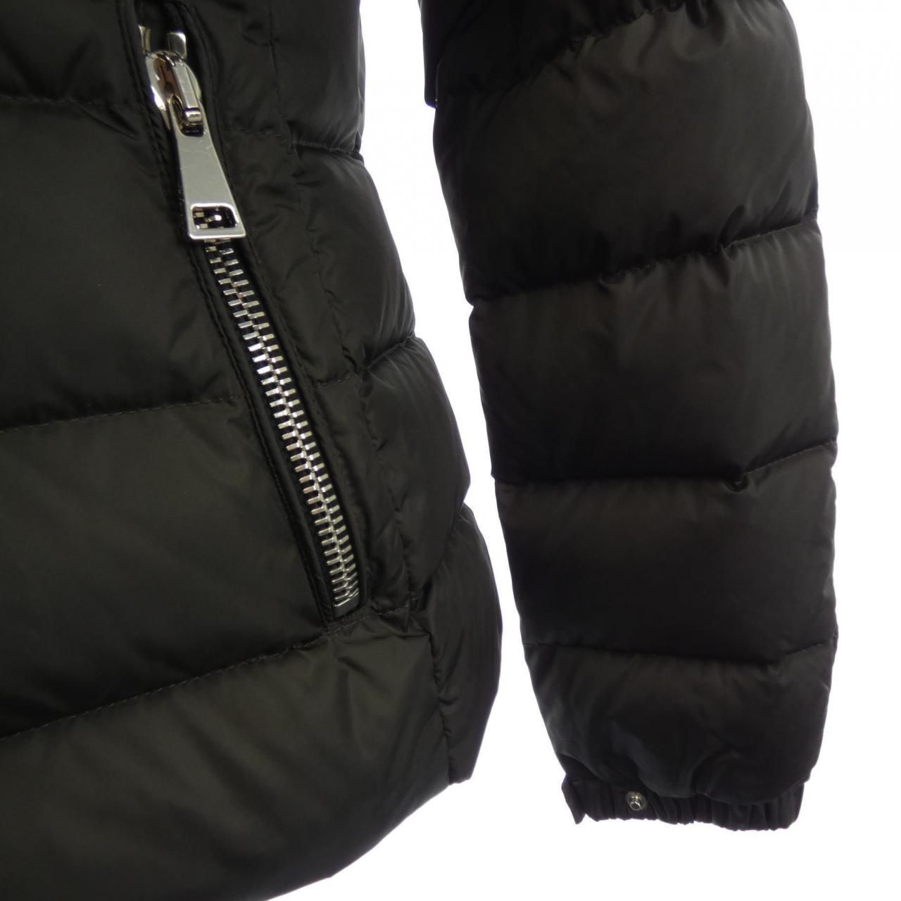 Moncler Oiron Down Jacket — view 8