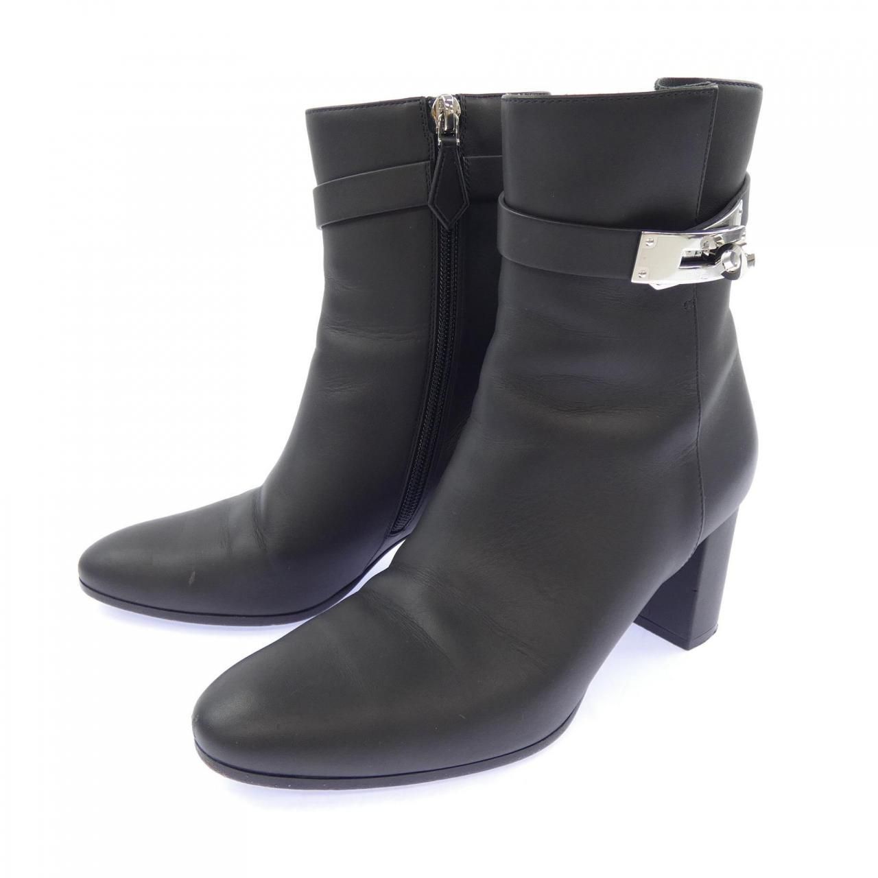 Hermes Saint Germain Kelly Buckle Boots — view 3