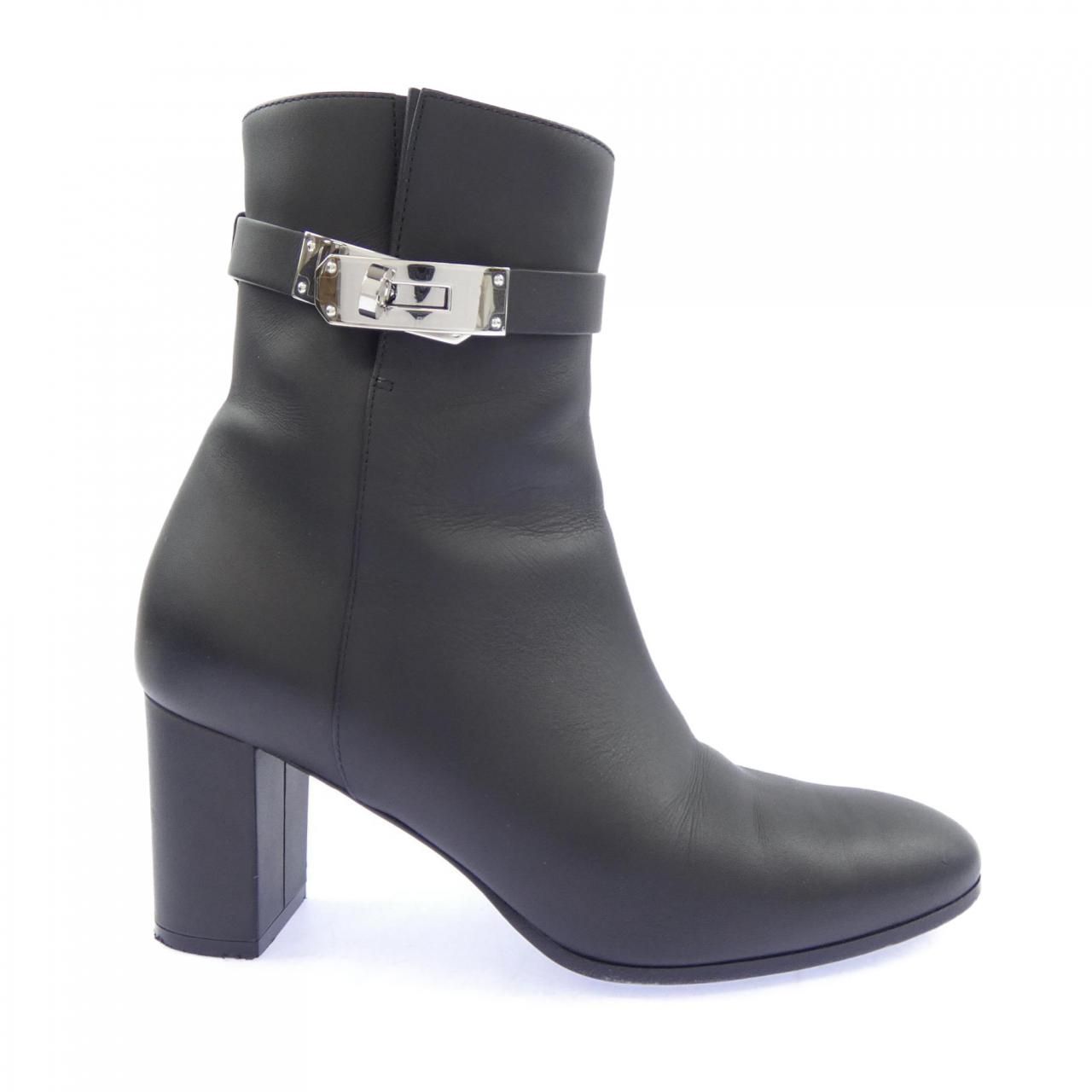 Hermes Saint Germain Kelly Buckle Boots