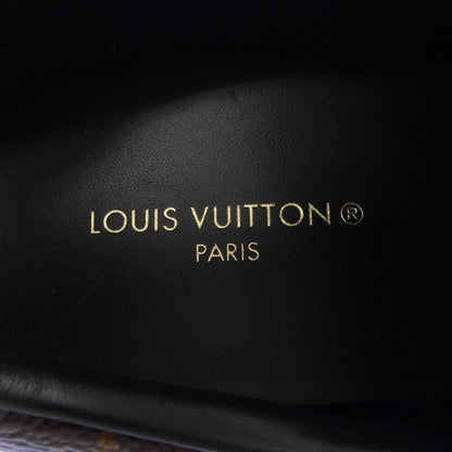 Louis Vuitton Run Away Line Sneakers — view 6
