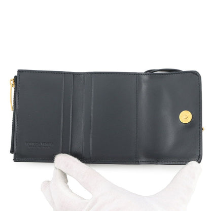 Bottega Veneta Trifold Wallet Intrecciato Andiamo Lambskin Navy — view 4
