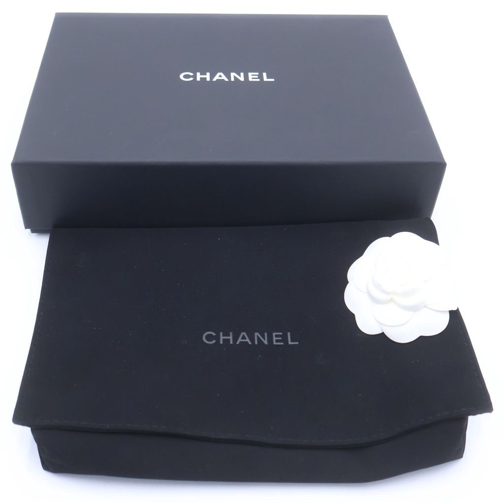 Chanel Quilted Caviar Leather Chain Wallet Shoulder Bag Silver Plate — view 6