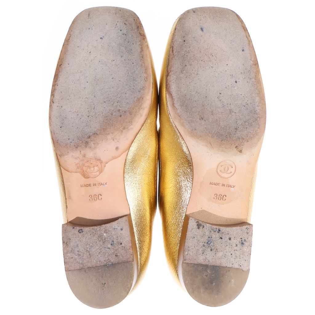 Chanel Loafers Gold Leather CC Logo — view 5