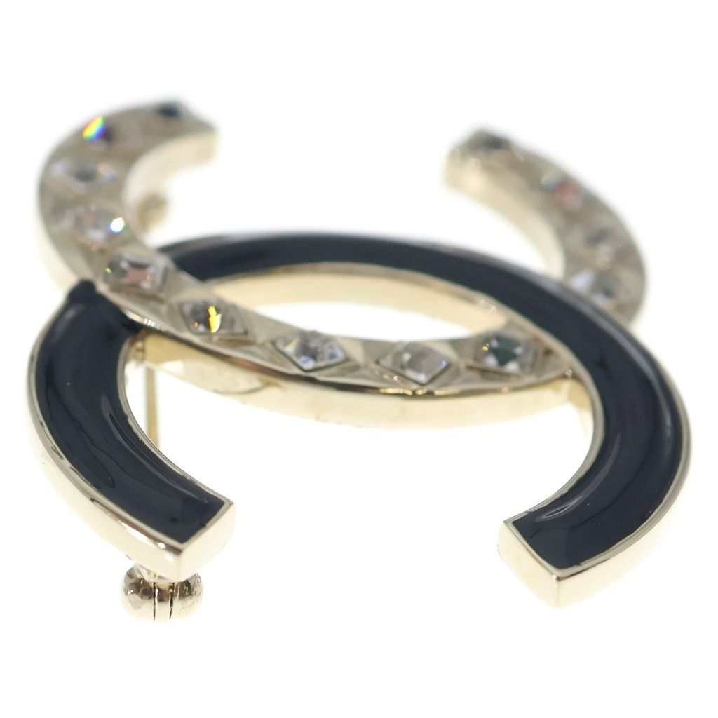 Chanel CC Logo Brooch Pin Badge Gold Black — view 4
