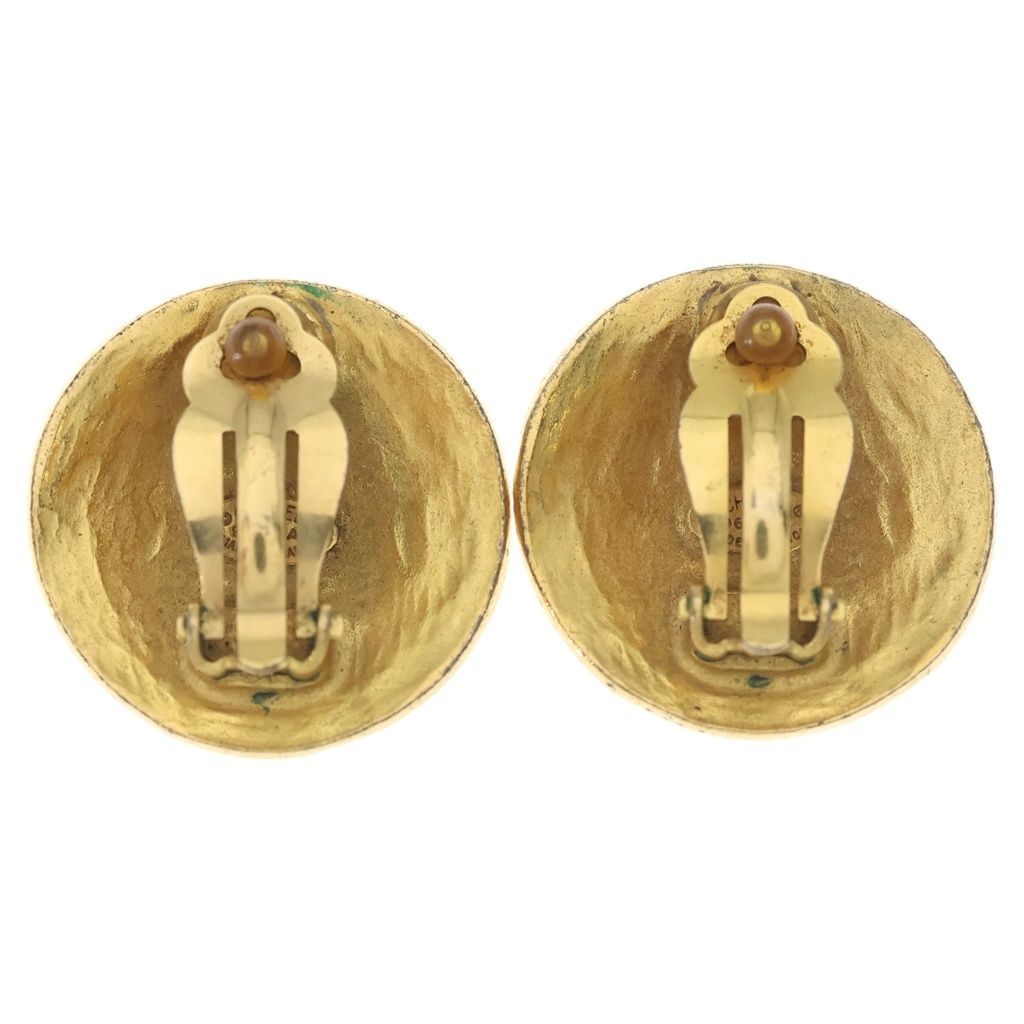 Chanel CC Logo Round Earrings Gold — view 2