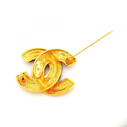 Chanel Brooch Vintage CC Logo Quilted Gold Plated — view 6