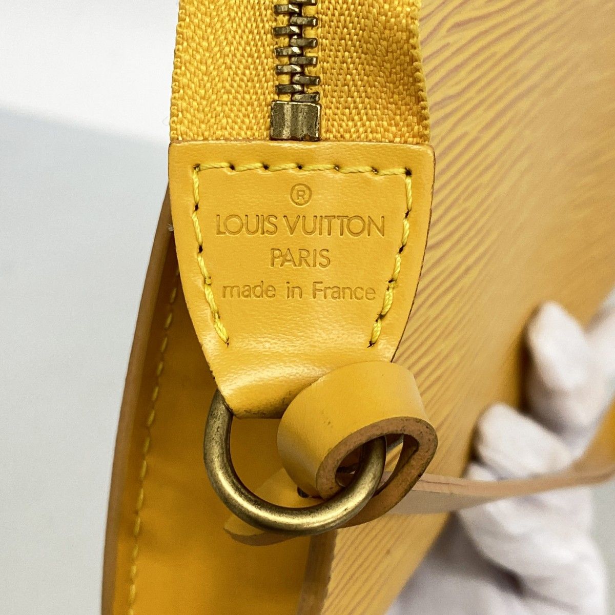 Louis Vuitton Pouch Epi Pochette Joanne — view 5